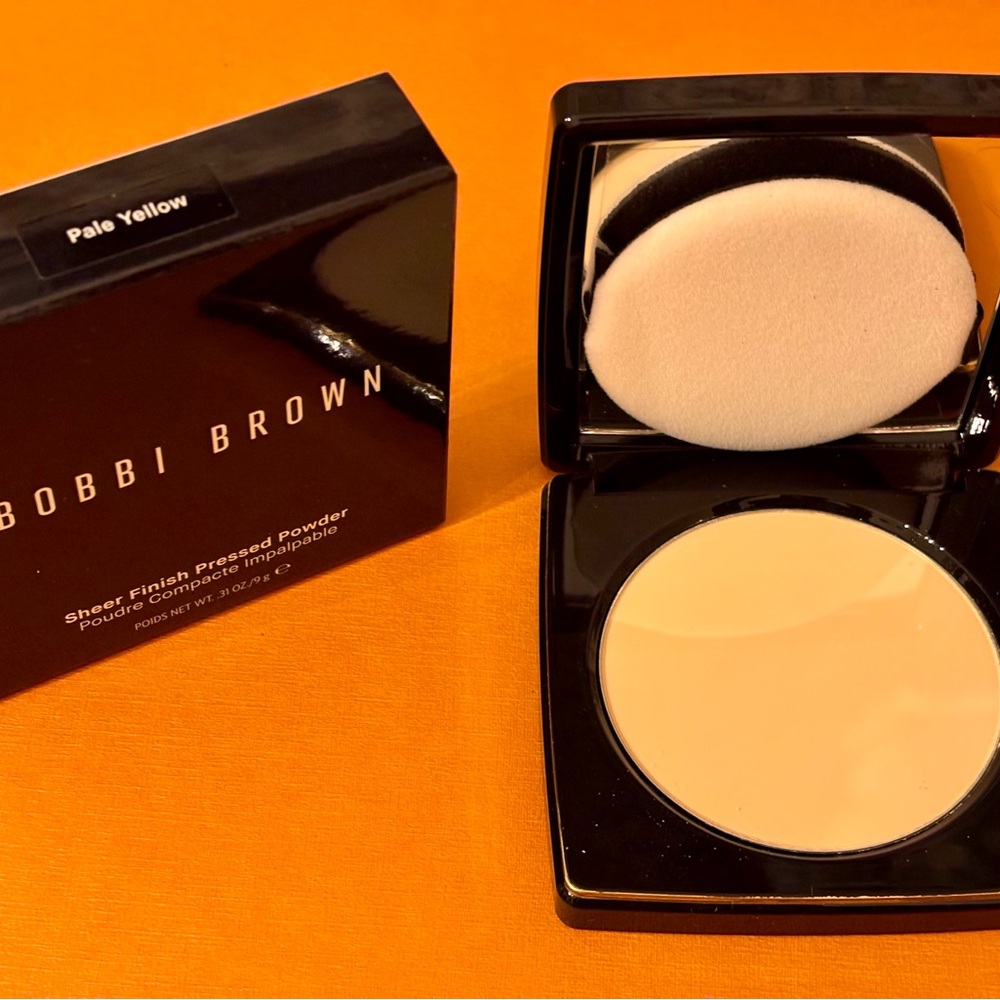 Bobbi Brown Sheer Finish Pressed Powder - Pale Yellow 9g